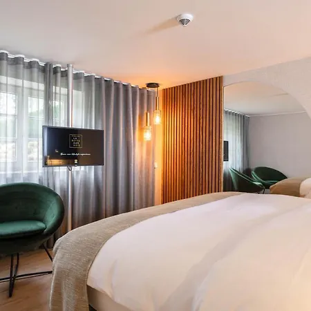 La Butte Aux Bois A Small Luxury Of The World 5*