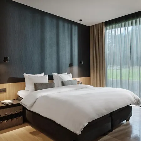 Hotel La Butte Aux Bois A Small Luxury Of The World 5*